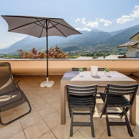Sarre Skyline - Relax In Valle D'aosta * Αόστα